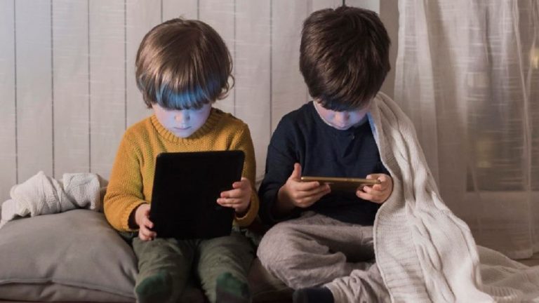 Çocuklar İçin Güvenli İnternet Kullanımı